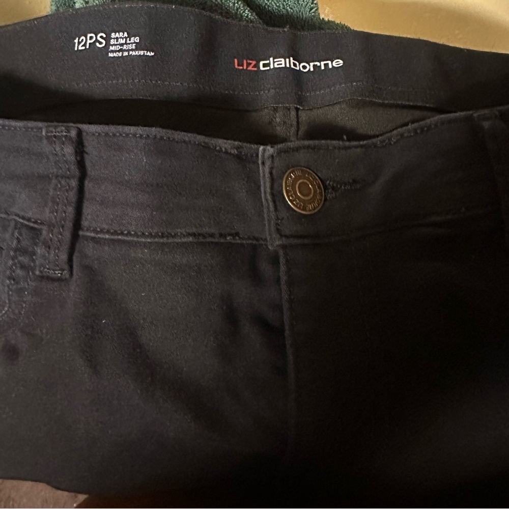 Liz Claiborne  jeans 12P - Picture 3 of 4